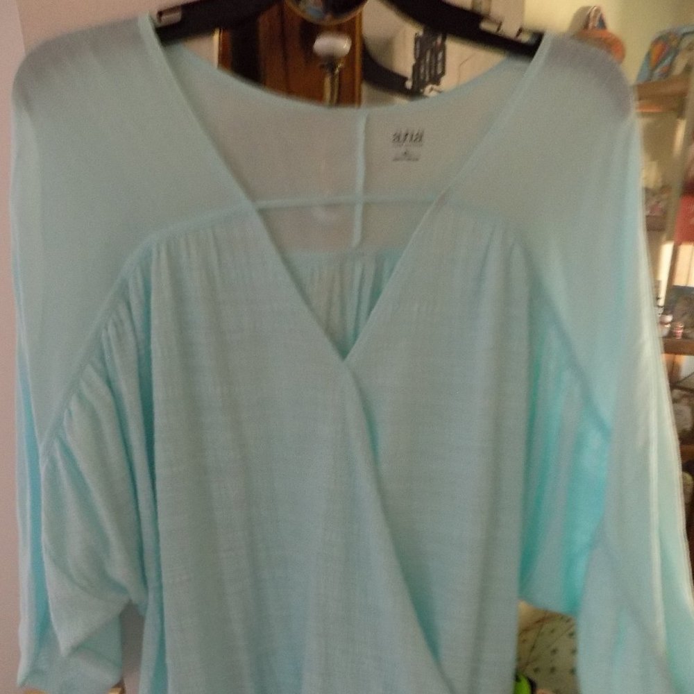 ANA Aqua top Size XL NWT